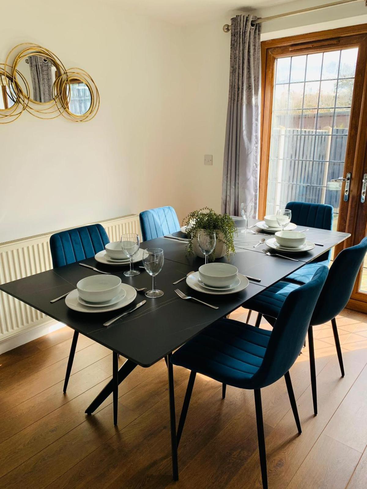 3Br House Ossett-Wakefield, Free Parking 3 Cars Wi Fi Long Stays Dış mekan fotoğraf