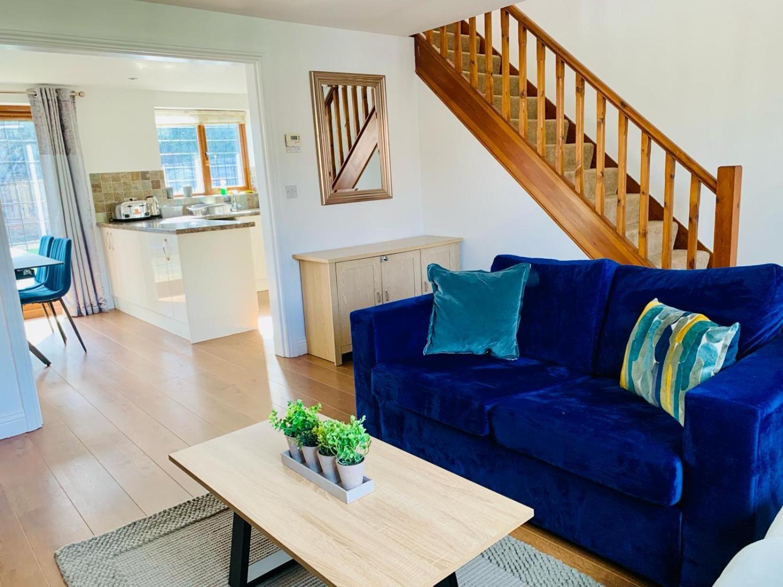 3Br House Ossett-Wakefield, Free Parking 3 Cars Wi Fi Long Stays Dış mekan fotoğraf