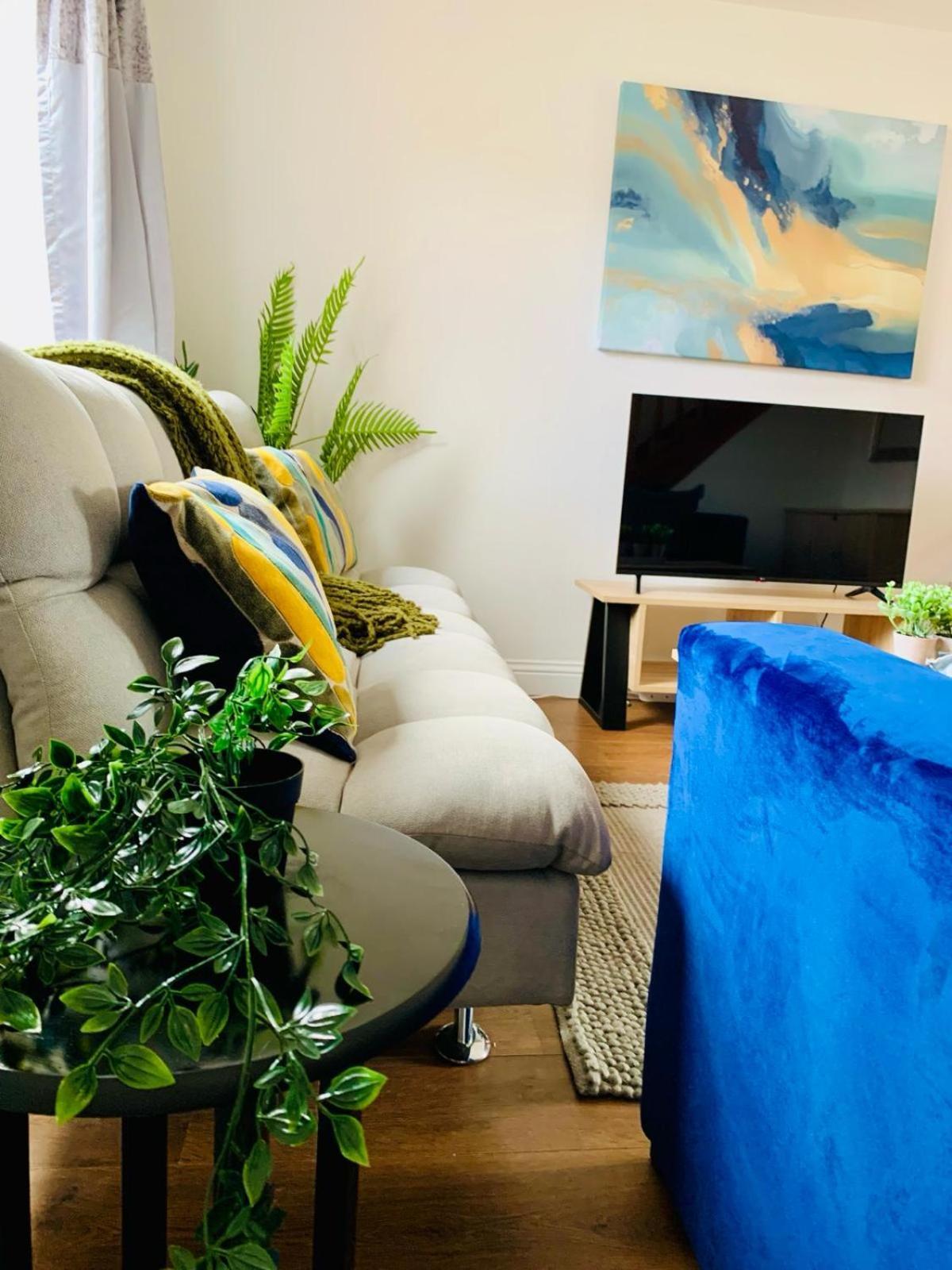3Br House Ossett-Wakefield, Free Parking 3 Cars Wi Fi Long Stays Dış mekan fotoğraf